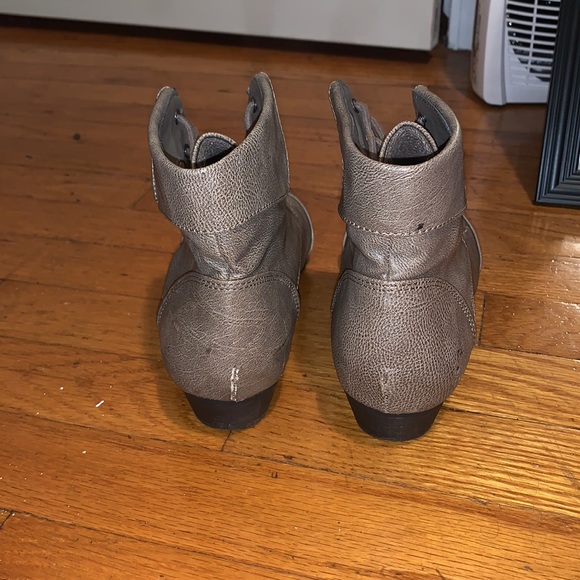 Light brown faux leather booties - Picture 4 of 7